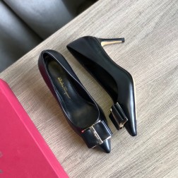 FERRAGAMO 페레가모 더블 보우 펌프스 01P337 714607