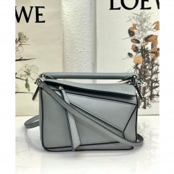 LOEWE 로에베 미니 퍼즐백