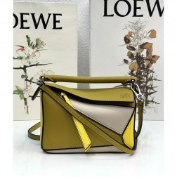 LOEWE 로에베 미니 퍼즐백