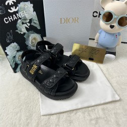 디올 샌들 9077